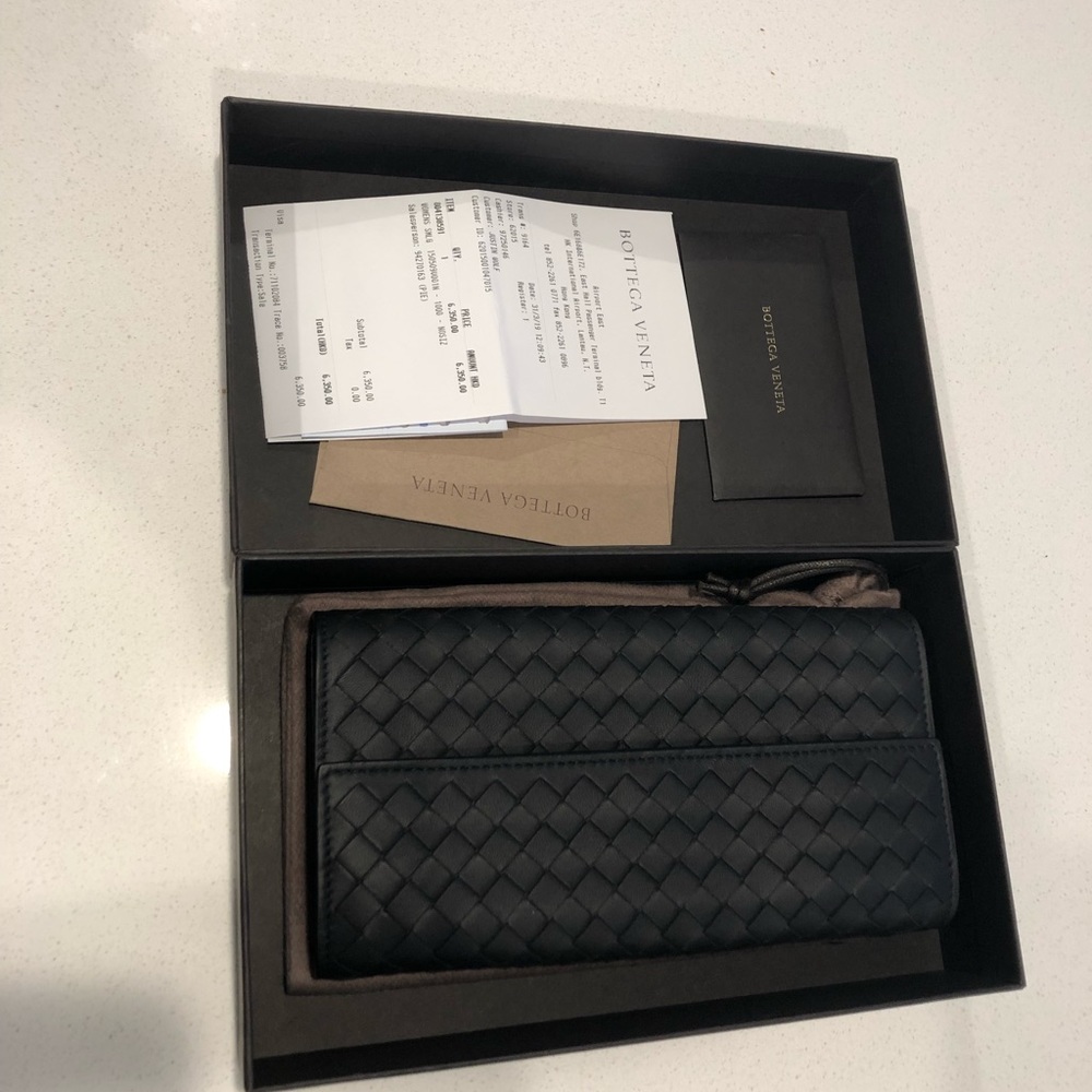 Bottega Veneta black leather wallet